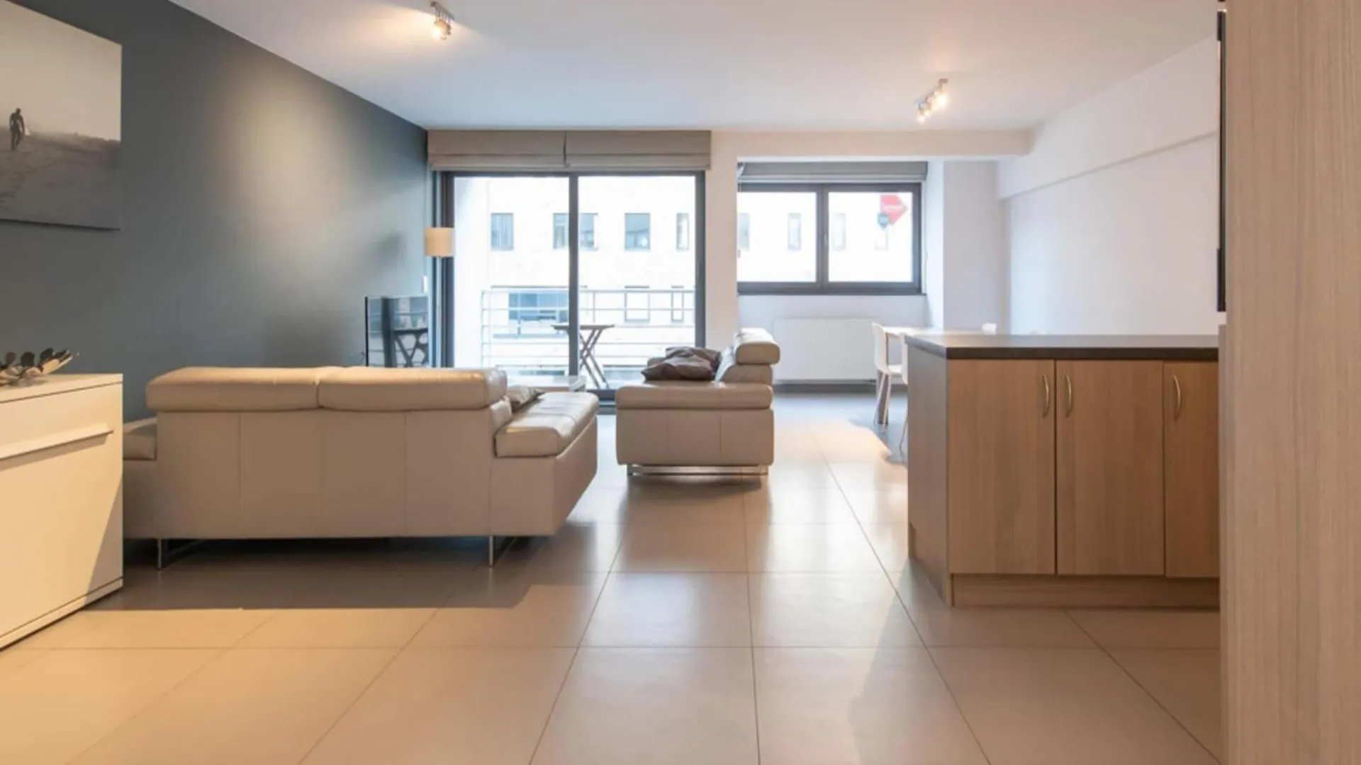 Pretty Apartment With Balcony Ostende