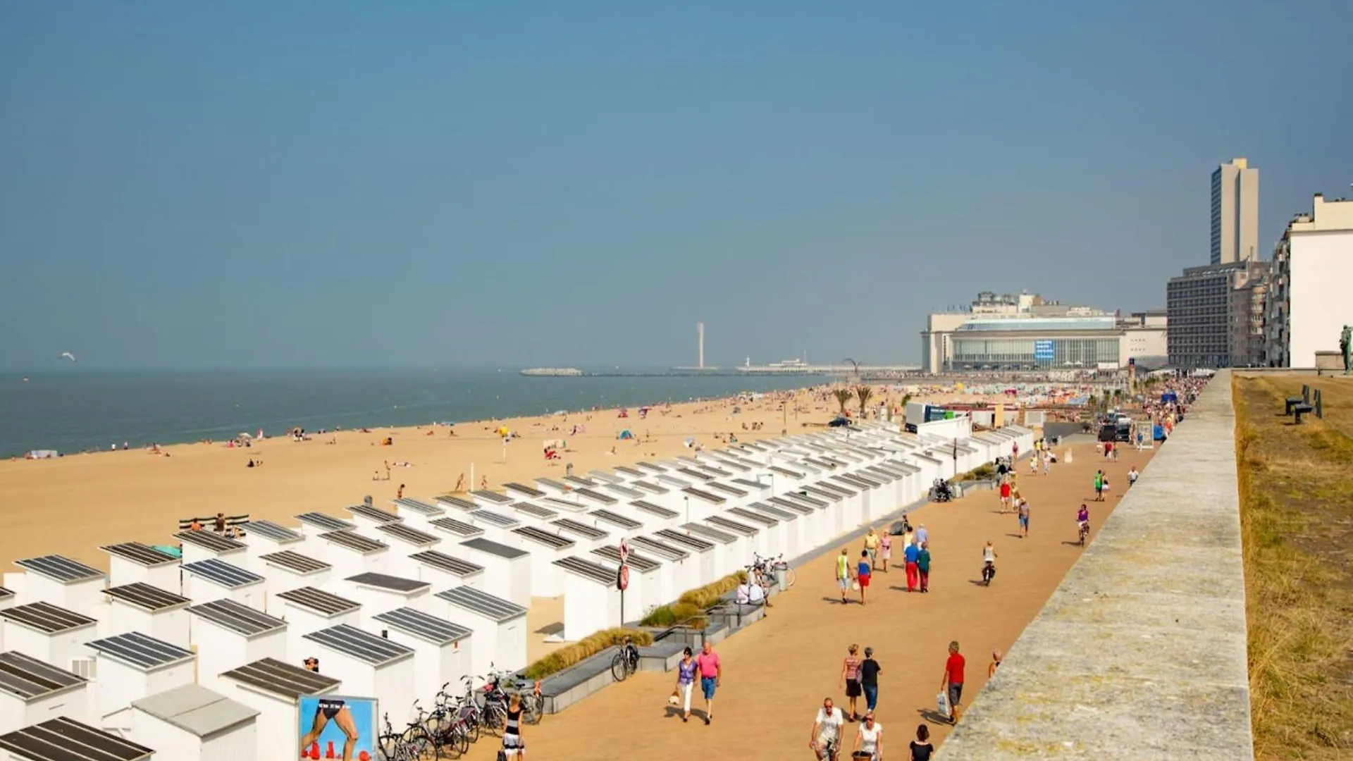 Pretty Apartment With Balcony Ostende